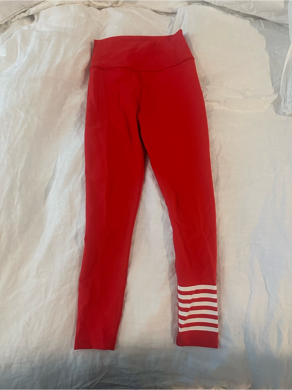 NWOT Addison Bay Sculpt Leggings with White Stripe Detail
